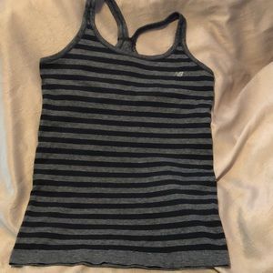 New Balance Racerback Sports Tank w Shelf Bra